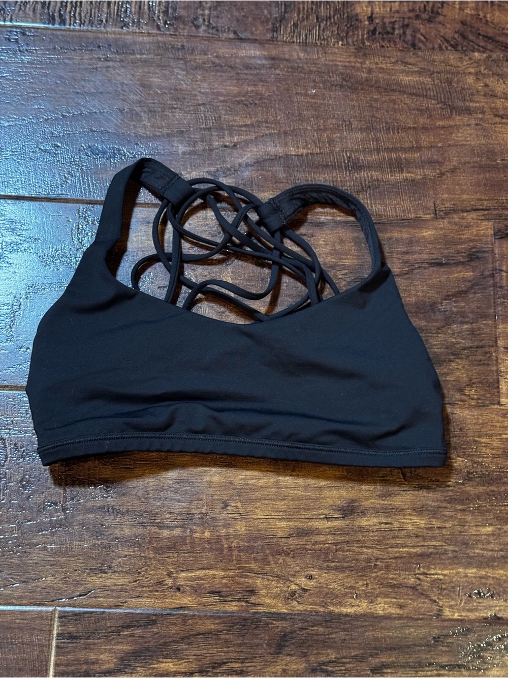 Lululemon Free To Be Bra (Wild) Black Size 6